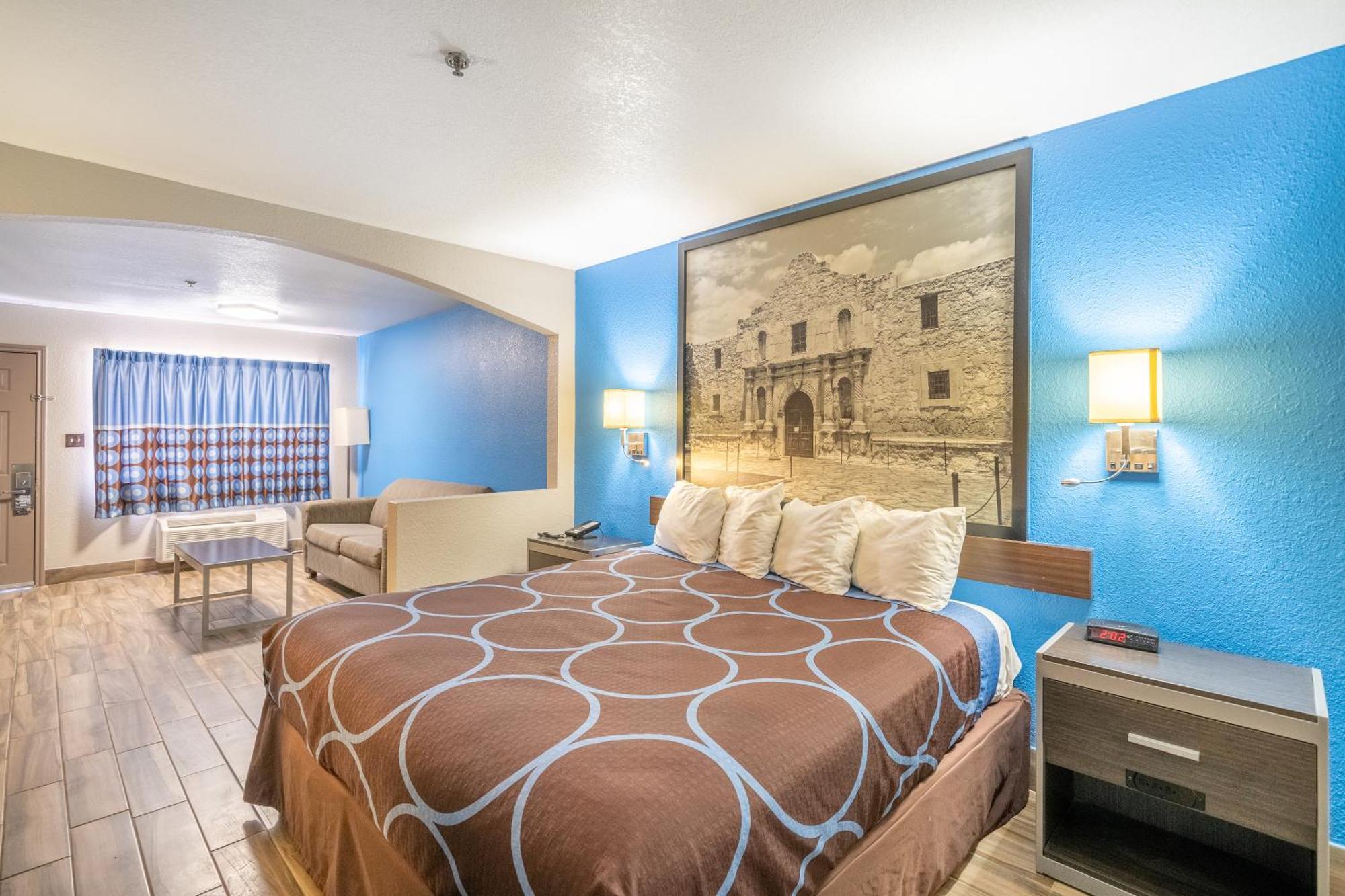 Super 8 By Wyndham San Antonio/Riverwalk Area Exteriér fotografie