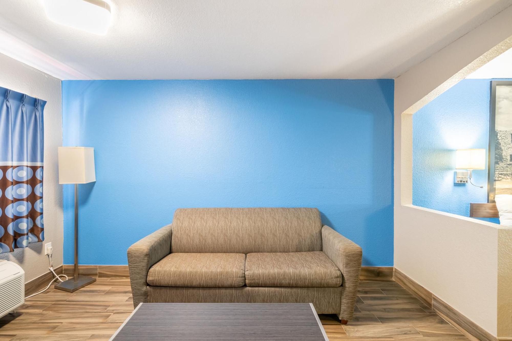 Super 8 By Wyndham San Antonio/Riverwalk Area Exteriér fotografie